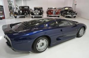 Jaguar XJ220 1994 года 